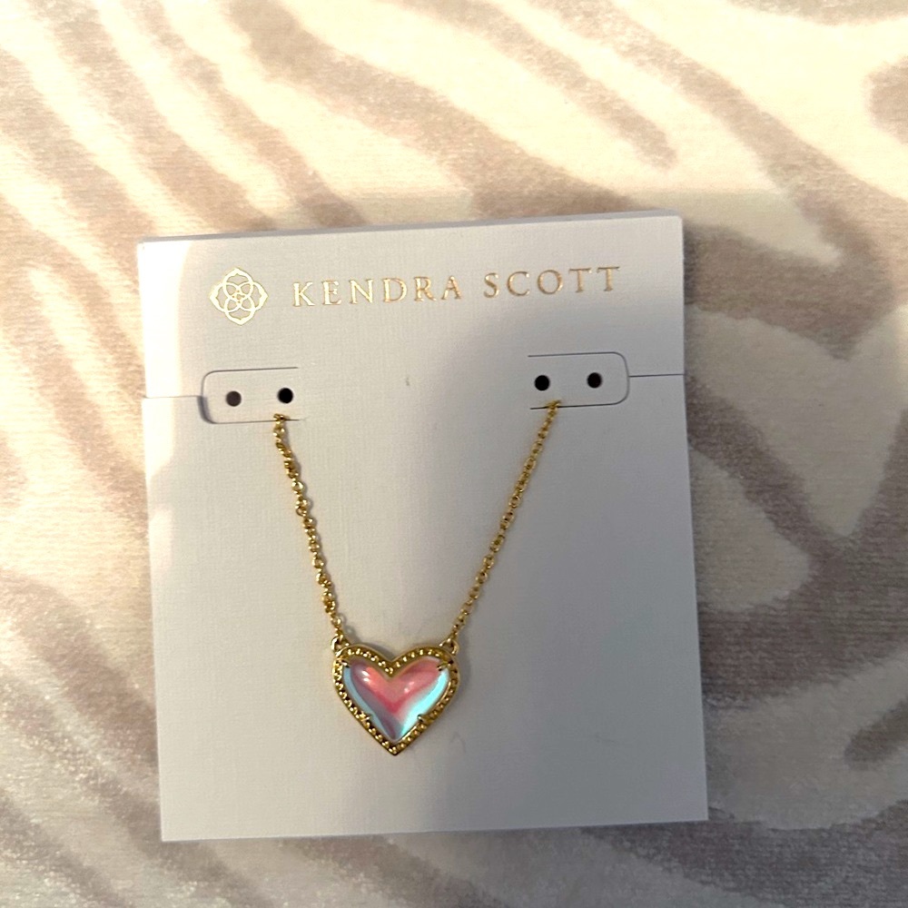 Kendra Scott Holographic Heart Necklace